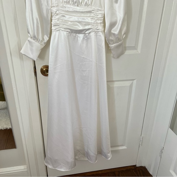 Labera white peep hole Silk midi dress size XS - Picture 6 of 6